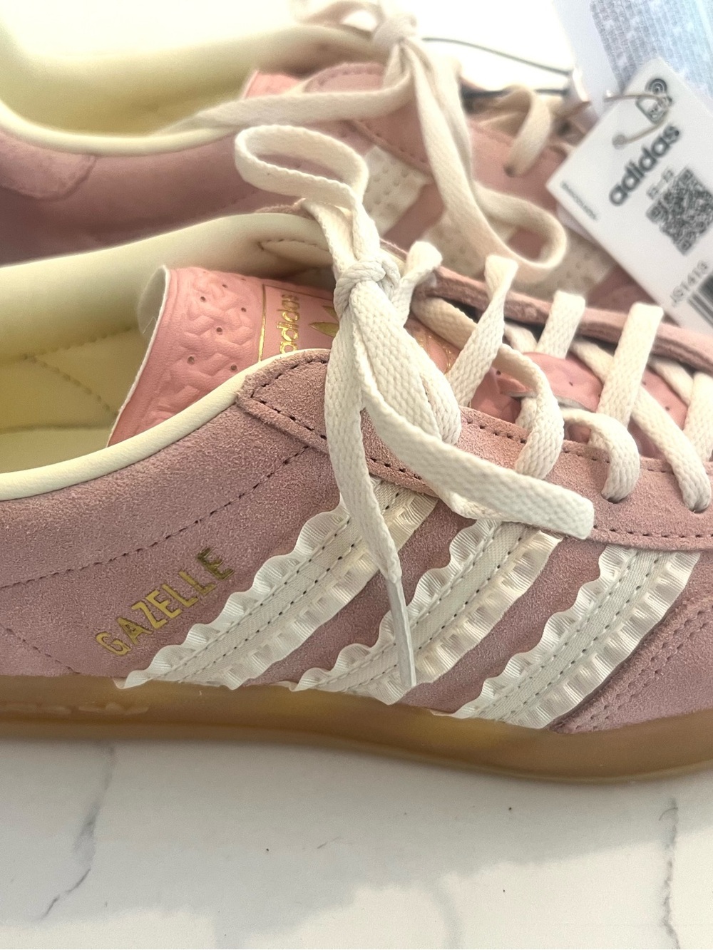 adidas Gazelle Women’s Pink ruffle suede Sneakers NWT and box